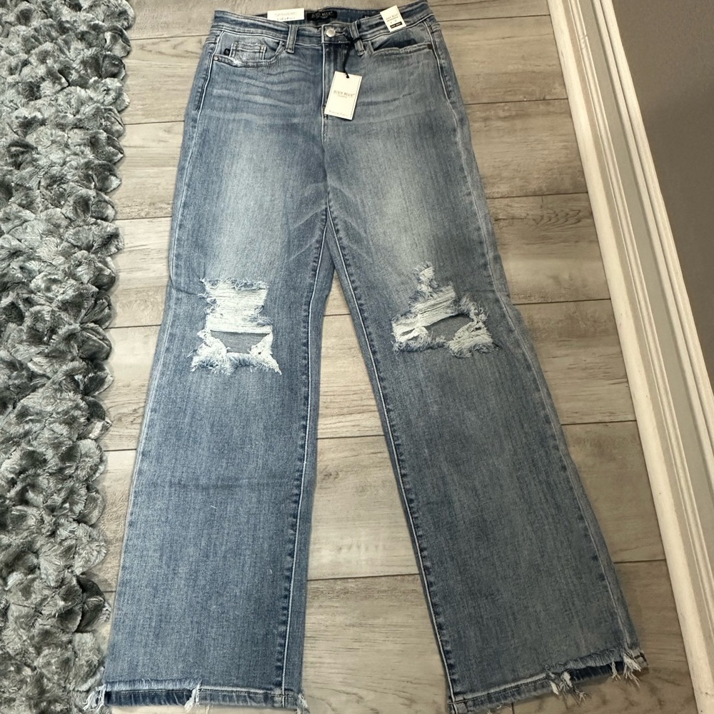 Judy Blue Straight out of the 90s Jeans